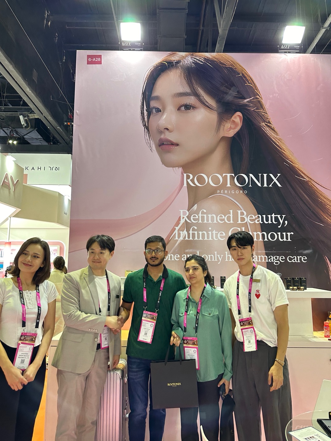 Beautyworld Middle east in Dubai_2본부 4팀_004.jpg 첨부 이미지